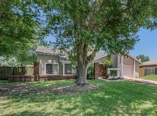 32 Trophy Ln, Kissimmee, FL 34759