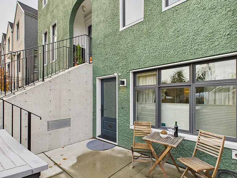 230 Wilson St #5 — Photo 17