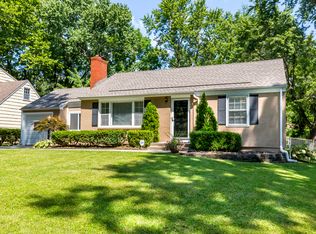 2512 W 79th St, Prairie Village, KS 66208