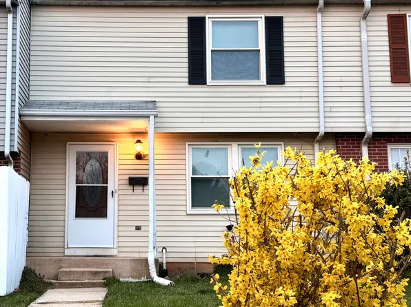 12325 Boncrest Dr, Reisterstown, MD 21136