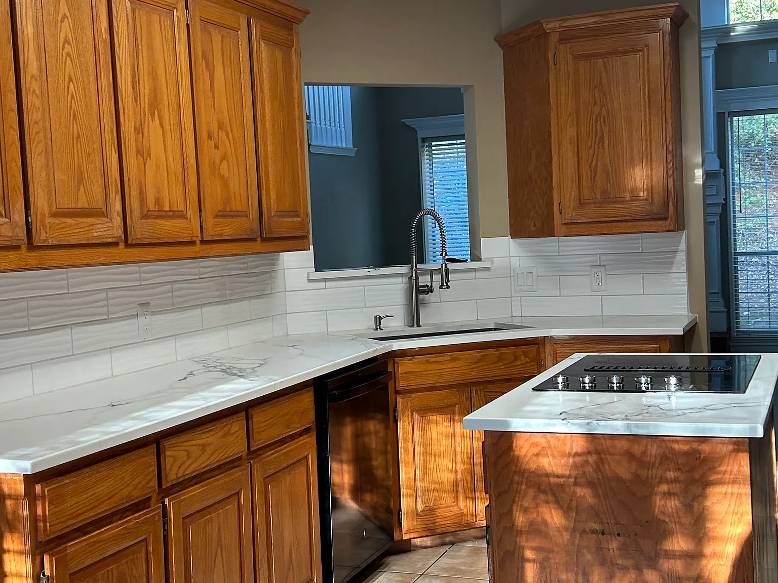 4 bed, 2635 sqft, $3,333 — Photo 4
