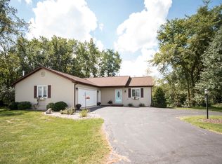 1827 N Etna Rd, Columbia City, IN 46725