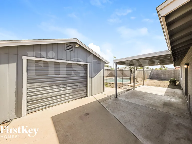 7232 W Brown St — Photo 17