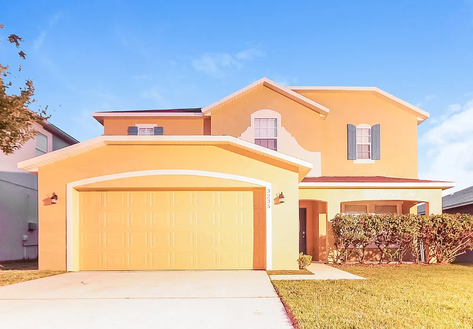 3235 Ogden Dr