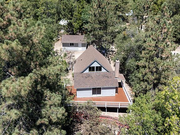 2nd image of 52647 Pine Cove Rd