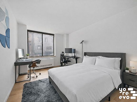5th image of 127 E 30th St APT 1B