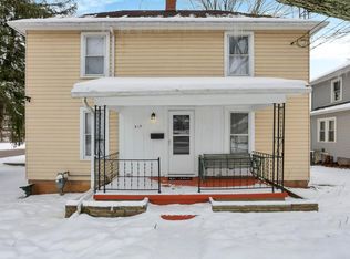 513 W Water St, New Lexington, OH 43764