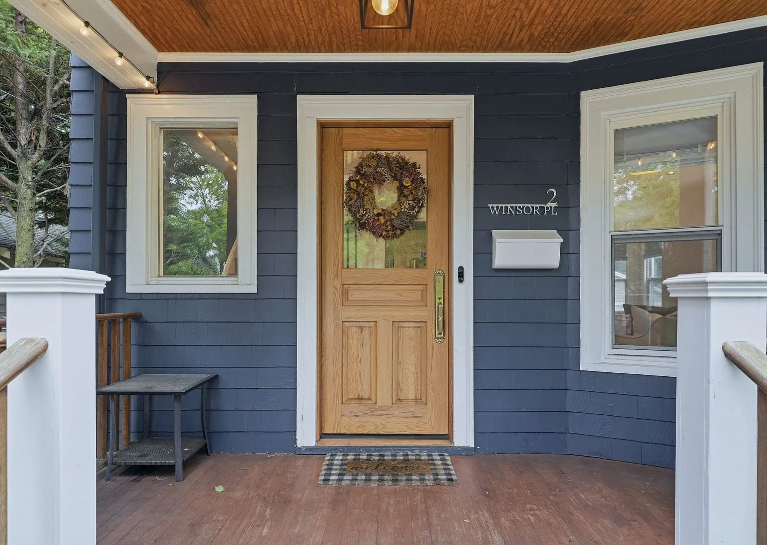 3 bed, 1.5 bath, 1390 sqft, $5,900 — Photo 3