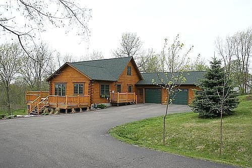 Entrance with turn around