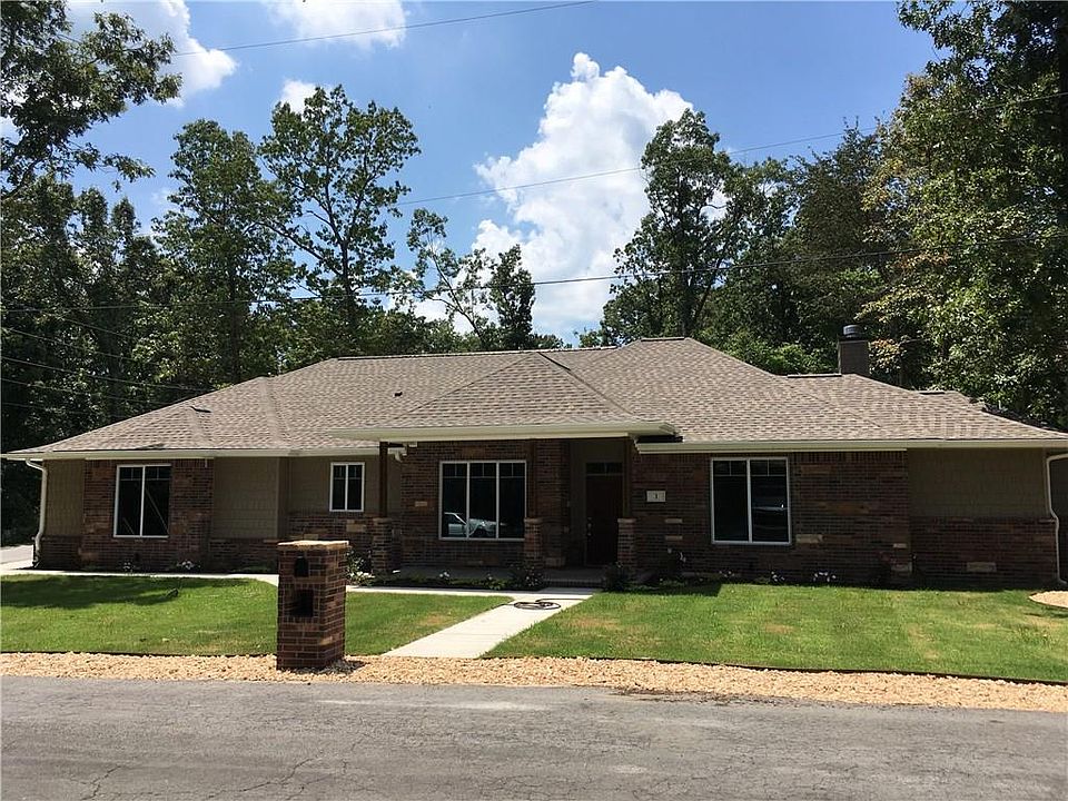 1st image of 1 Boyce Dr