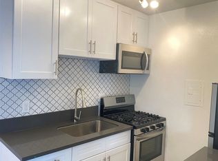 5119 Fountain Ave #203, Los Angeles, CA 90029