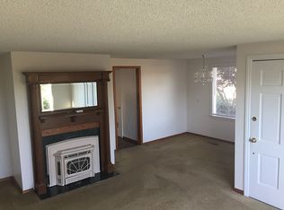 404 SW 138th St, Seattle, WA 98166