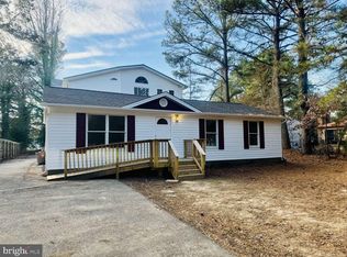 905 Crystal Rock Rd, Lusby, MD 20657