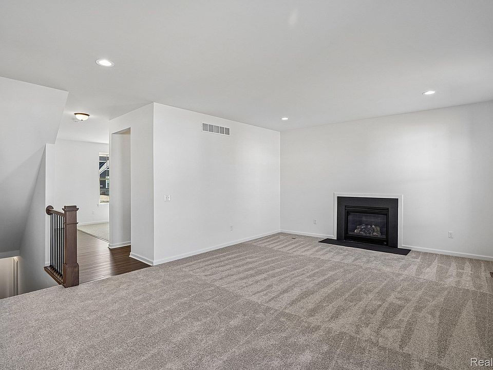 24839 Savory Dr, photo 10