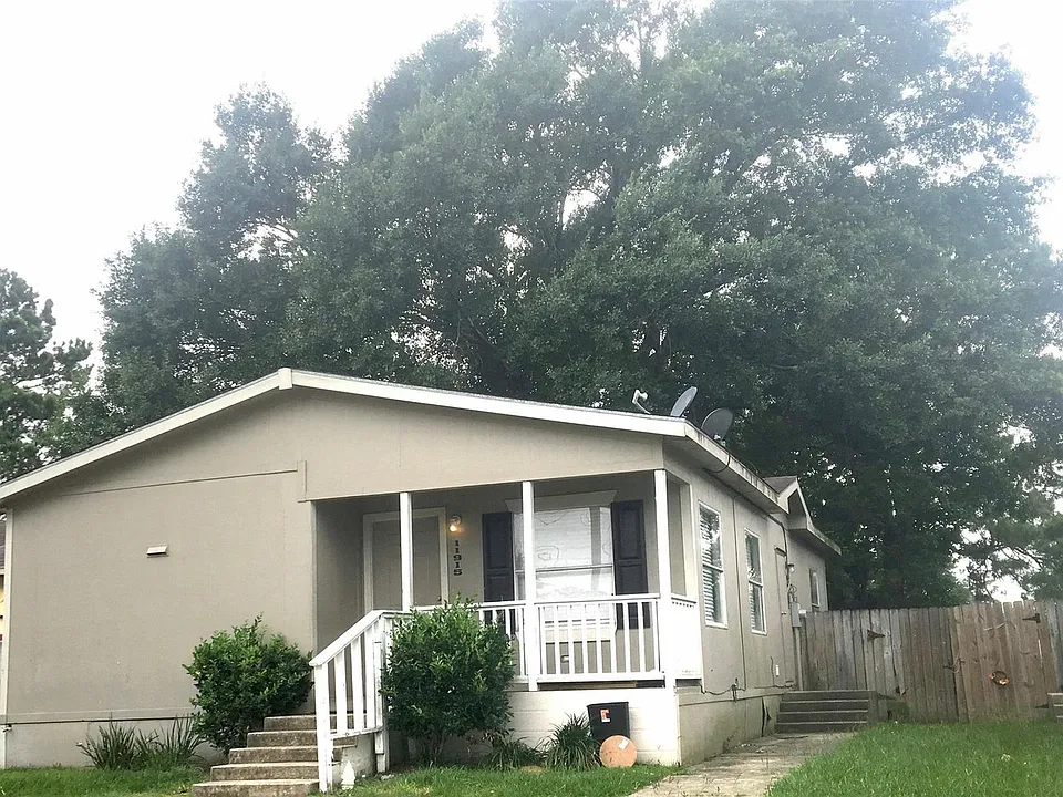 11915 Greenspark Ln