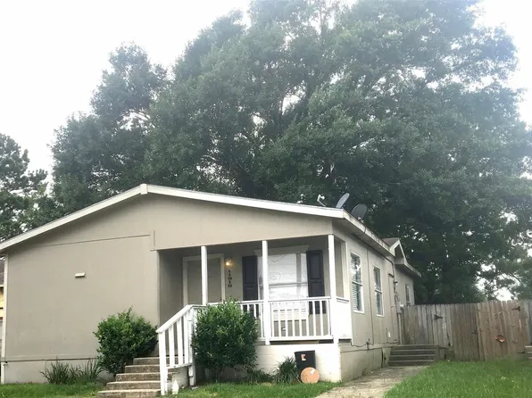 11915 Greenspark Ln, Houston, TX 77044