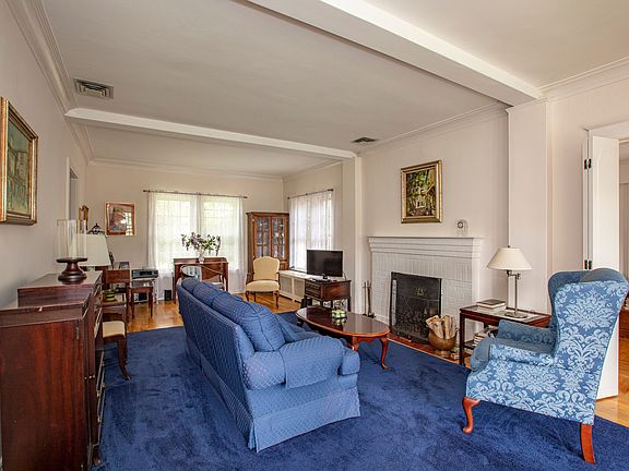 4th image of 3716 223rd St