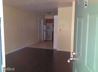 8008 N 11th St, Tampa, FL 33604