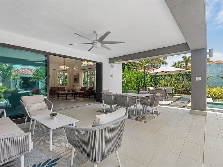 370 Dorado Bch E — Photo 13