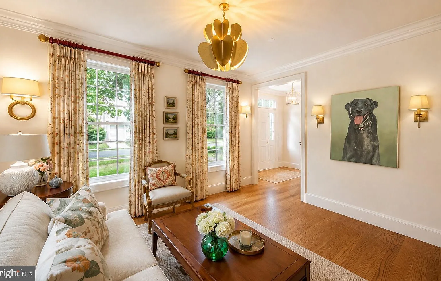 6 bed, 5.5 bath, 5065 sqft, $9,995 — Photo 4