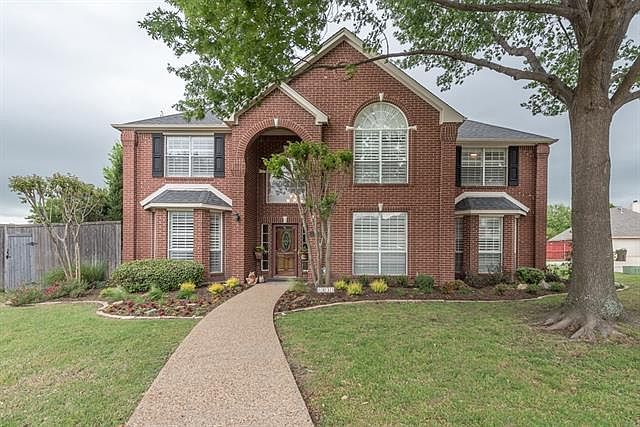 1st image of 8033 Cavalier Dr