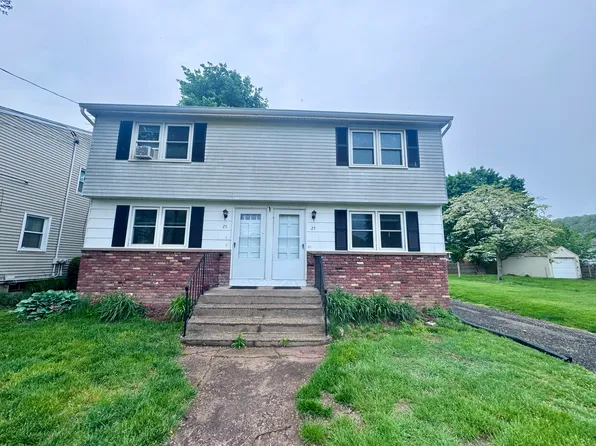 25 Mettler St APT A, Woodbridge, CT 06525