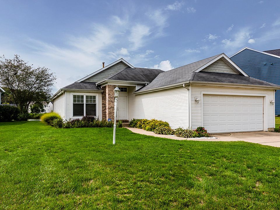 1st image of 600 N Cygnet Lake Dr