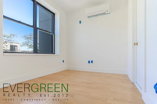 Rented by Pinn Realty | media 23