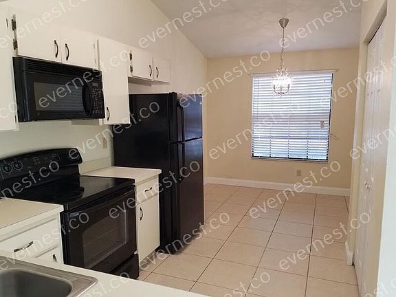 3rd image of 5312 Rollinsford Ct
