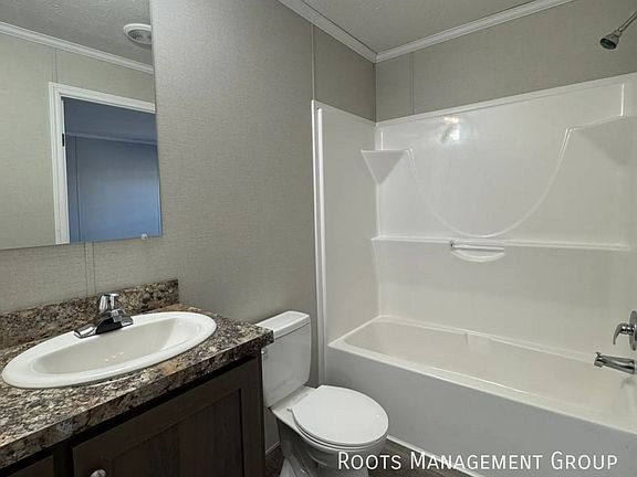 5th image of 700 E 6th St #149