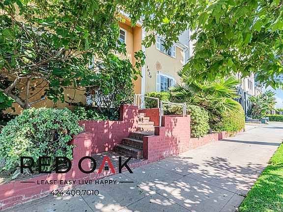 4th image of 1030 Menlo Ave #7