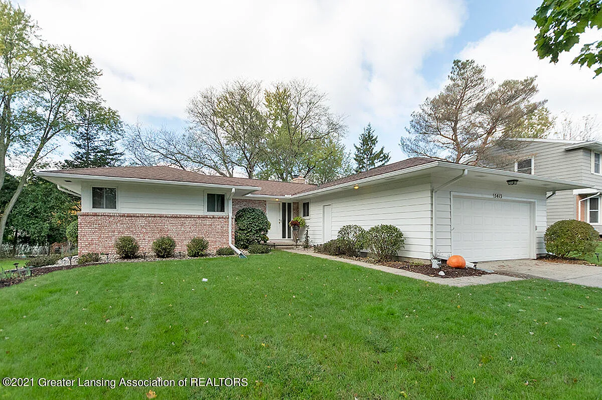 5413 Amber Dr photo 1