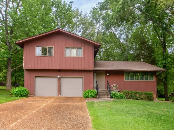 3007 W Kent Dr, Carbondale, IL 62901