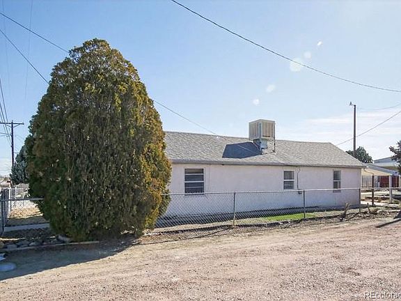 4th image of 2604 E 6th Street