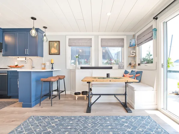 1 Pier 8 #B14, Charlestown, MA 02129