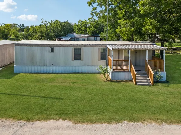 2437 Grapevine Ct, Weatherford, TX 76087