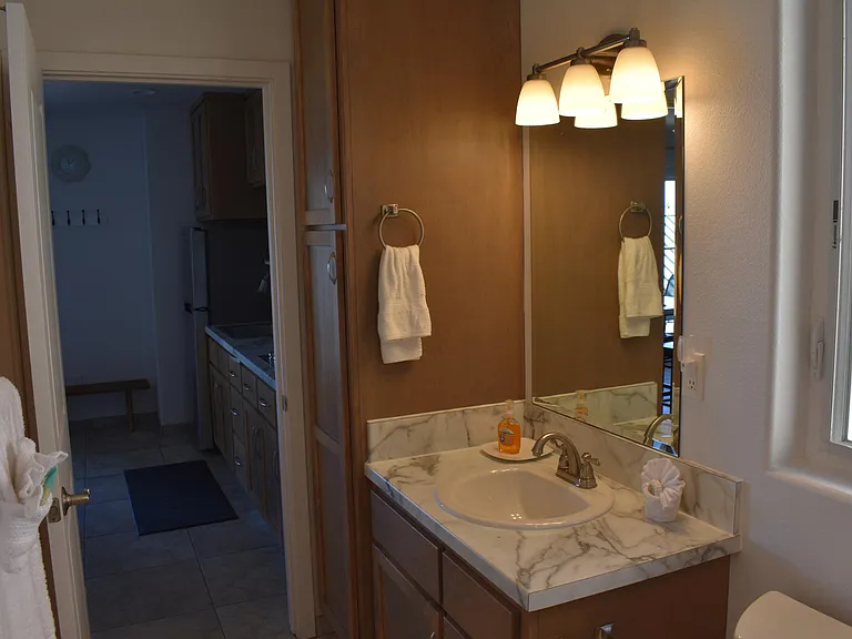 355 Hinds Ave — Photo 16