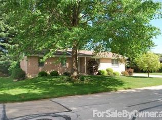 1611 S 30th St, Quincy, IL 62301