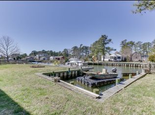 101 Browns Neck Rd, Poquoson, VA 23662