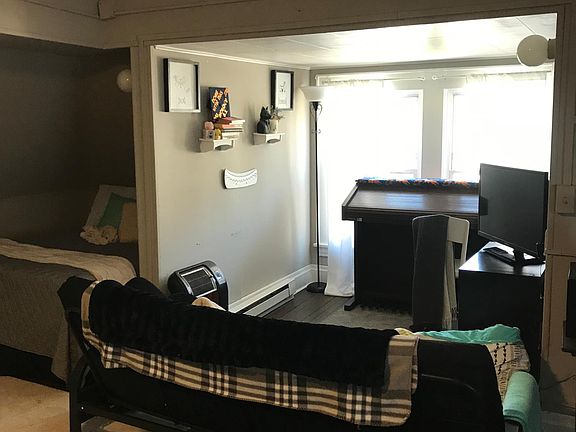4th image of 750 Willey St #3