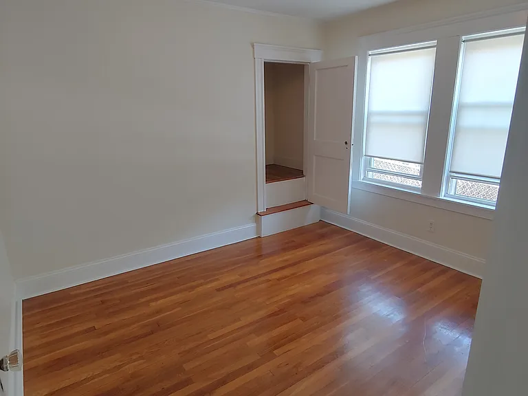29 Cresthill Rd — Photo 7