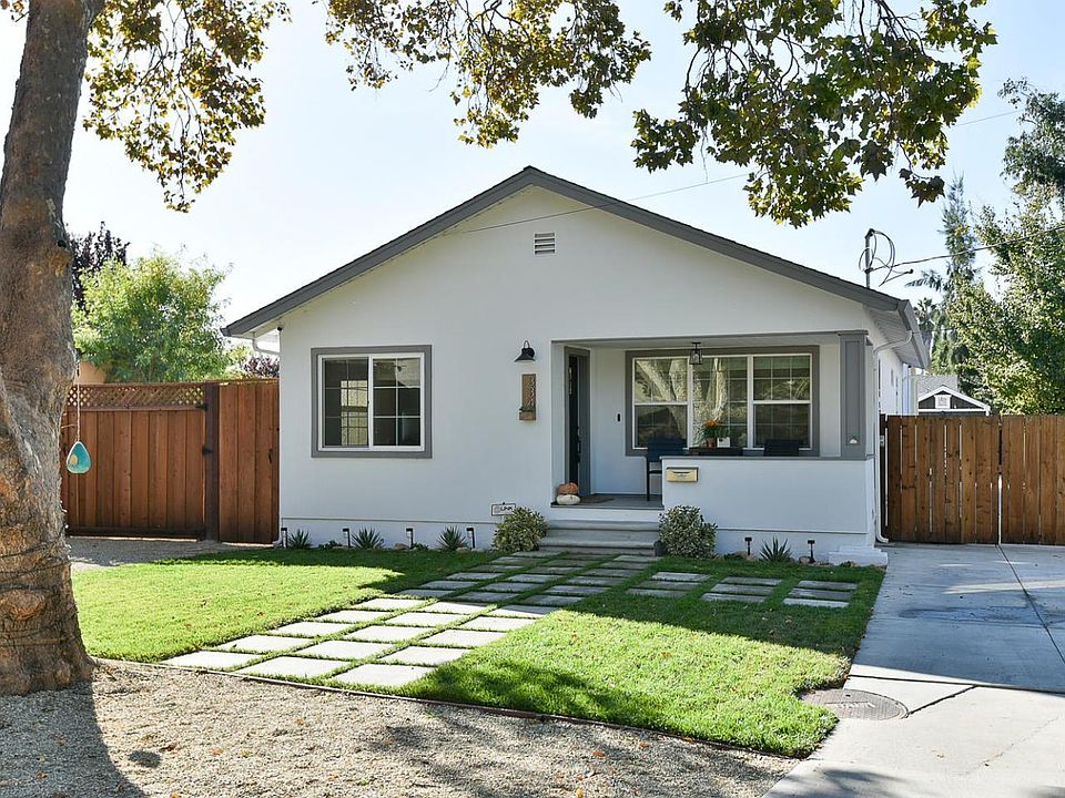 1st image of 334 Fuller Ave