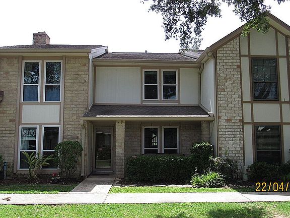 2nd image of 38 T Huxley Ln