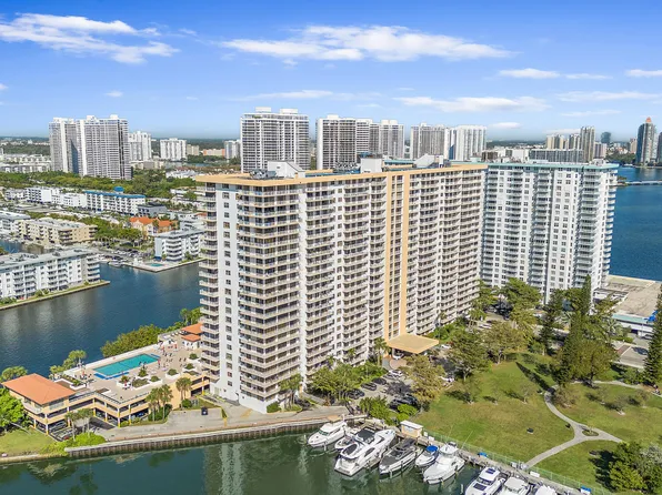 290 174th Street #1111, Sunny Isles Beach, FL 33160