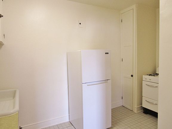 5th image of 1420 E 13th Ave APT 17