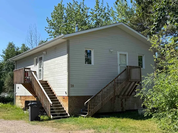 28 102nd St, Hay River, NT X0E 0R9