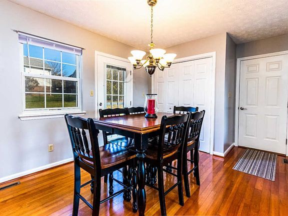 5th image of 205 Mallard Dr