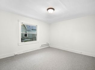126 N Wycombe Ave, Lansdowne, PA