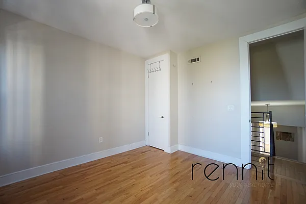 Rented by Rennit Inc. | media 22