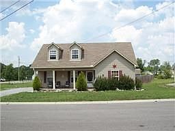 2nd image of 212 Lorien Cir